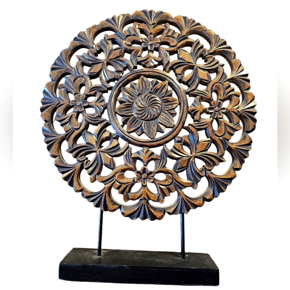 Jennifer Farrell 15"x19" wood carving decorative mantle decoration accent decor - Picture 1 of 4